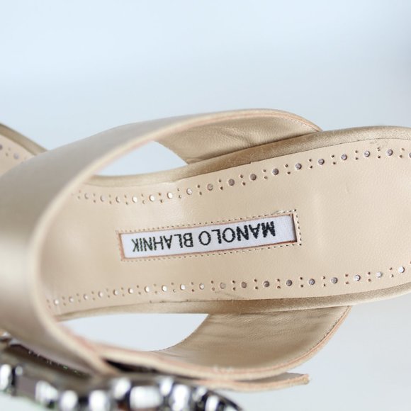 NEW MANOLO BLAHNIK Verda 90 Satin Heels – Jewel Buckle Wedding Sandals - Picture 9 of 16